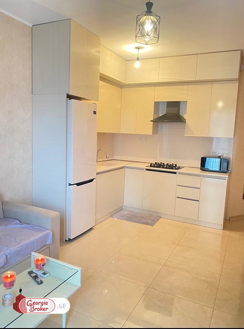 იყიდება ახალი გარემონტებული 2 ოთახიანი ბინა